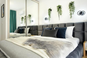 SHADES OF GRAY - Luxury 1BR Apt